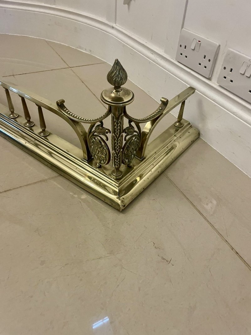 Antique Victorian Quality Ornate Brass Fender - Image 7